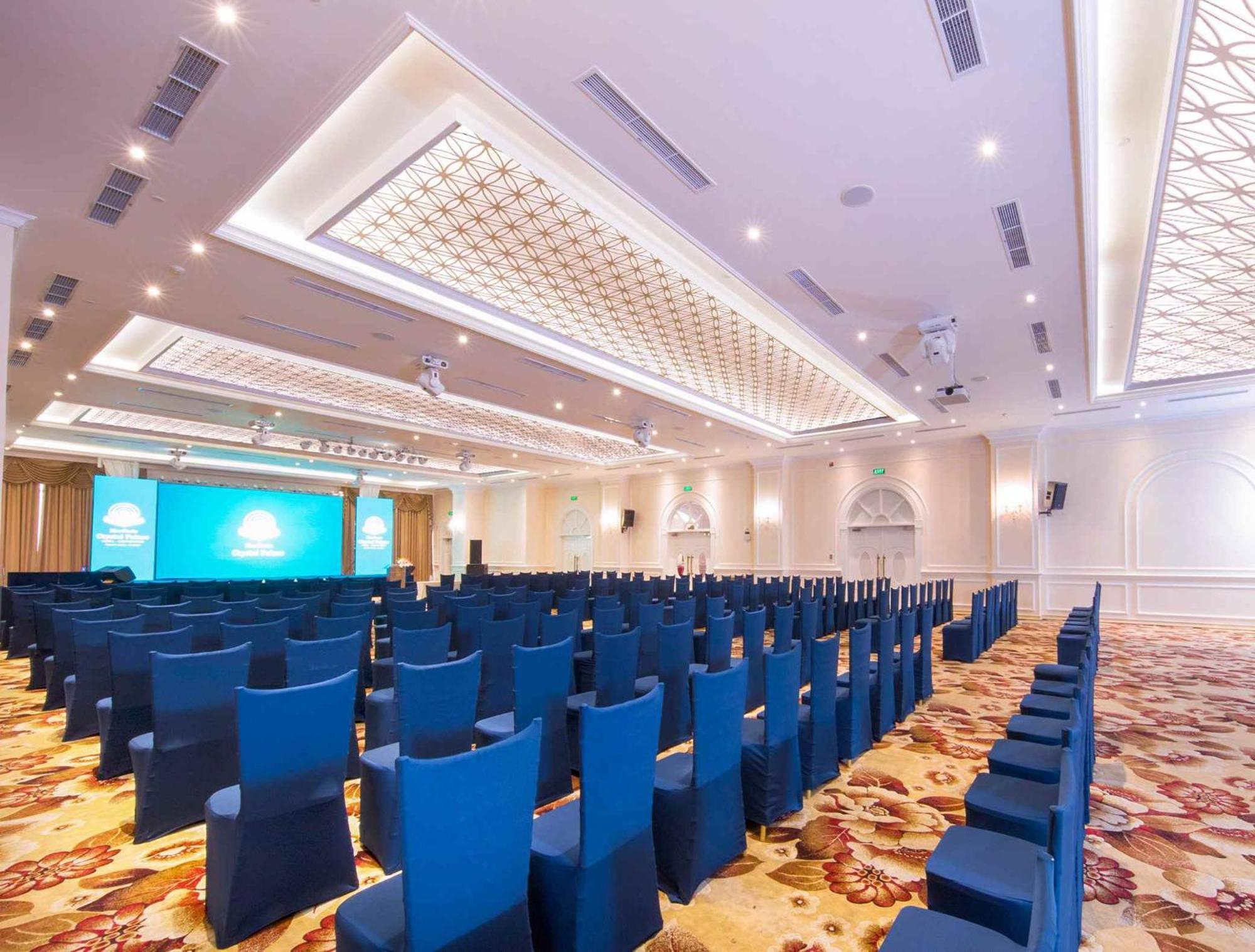 Merperle Crystal Palace Ciudad Ho Chi Minh  Exterior foto